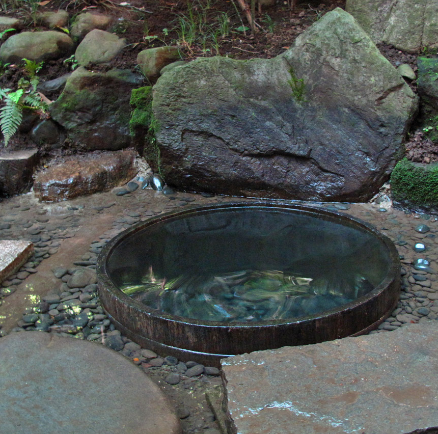 水のない水辺から 暗渠 の愉しみ方 第7回 水のない水辺に残る水ー渋谷川水系ー ミズベリング